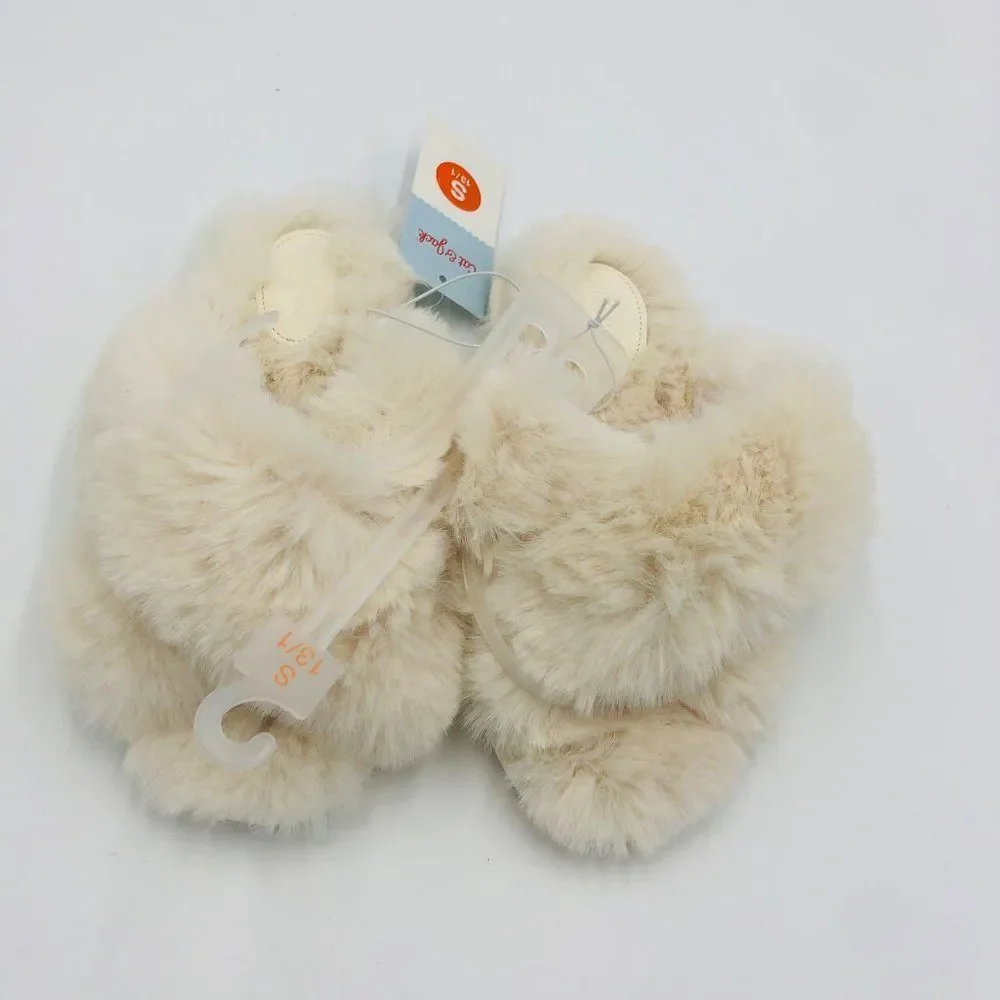 Brand New Cat & Jack Faux Fur Slippers For‎ Kids Size 13/1 (Small)